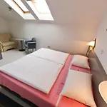 Ana 公寓