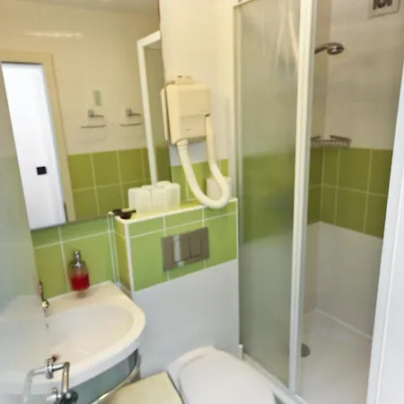 Ana Apartment *